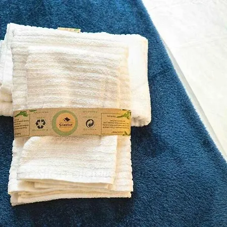 דירה Esgaya